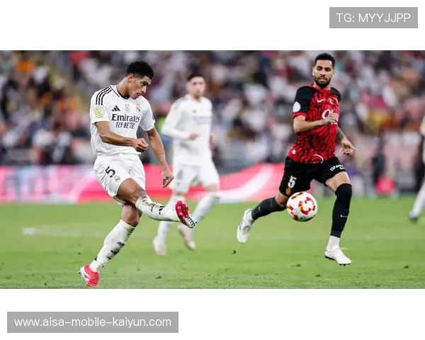 罗德里戈内切打门，皮球击中立柱弹出，罗德里戈废了